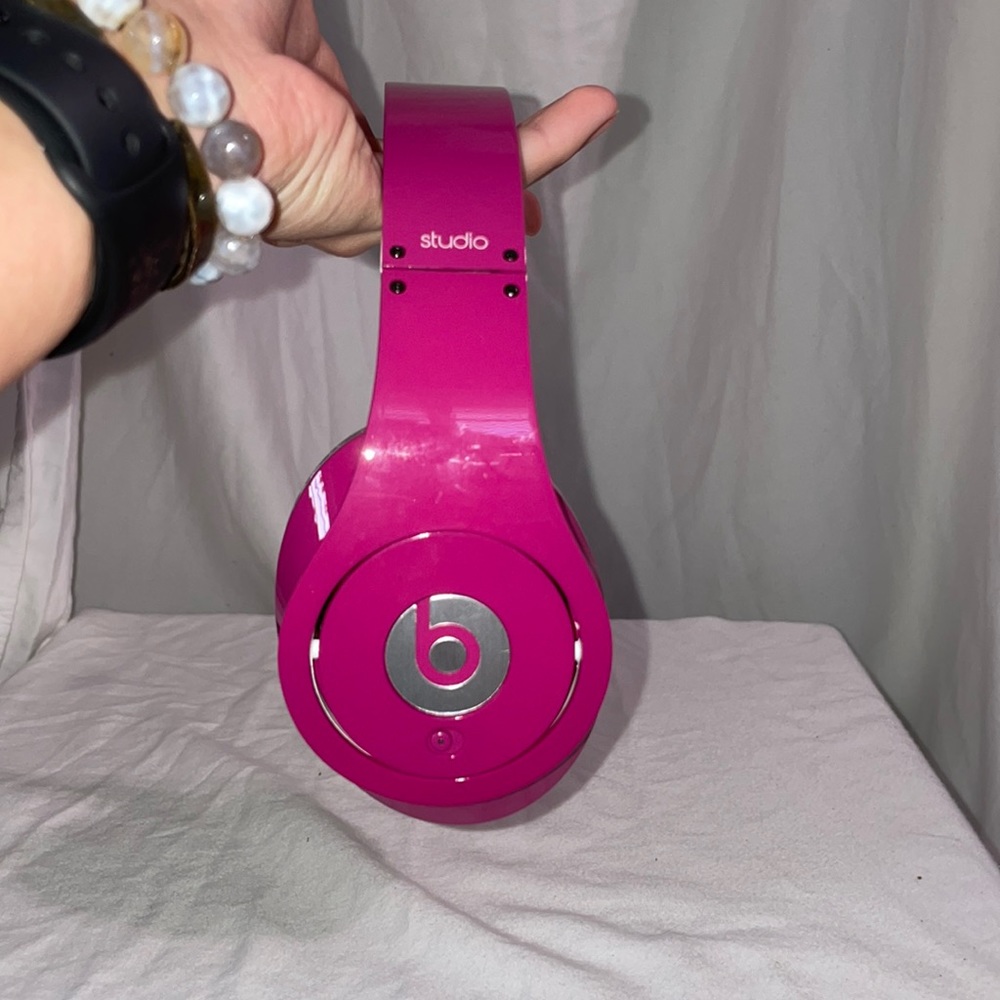 Studio Beats by Dr. Dre